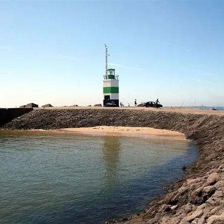 Hotel Velsen 2*