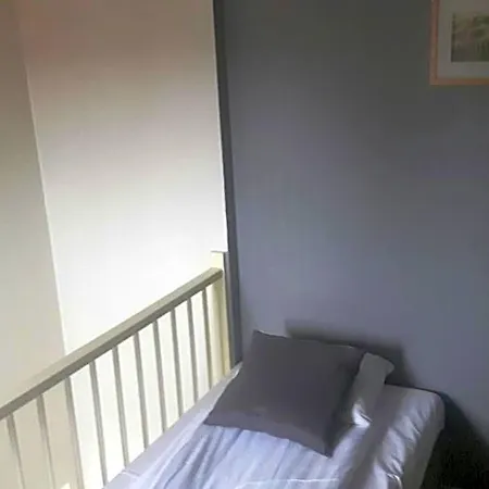 Hotel Velsen 2*