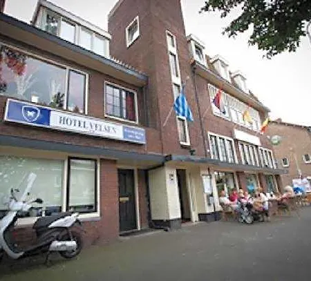 Velsen Hotel 2*