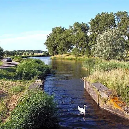 Hotel Velsen 2*