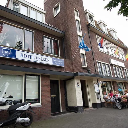 Hotel Velsen 2*